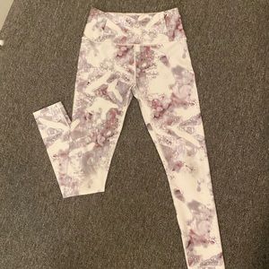 Calia by Carrie Underwood workout leggings